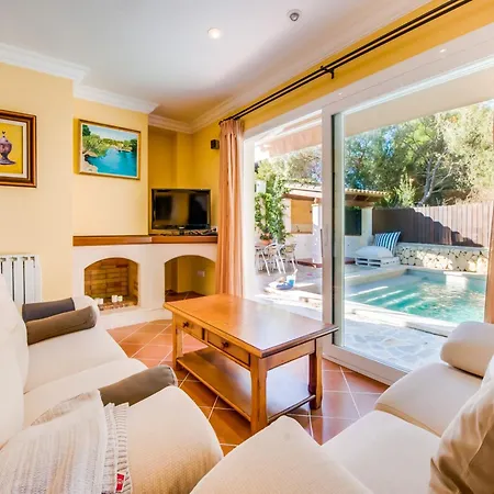 Holiday home House With Pool Near The